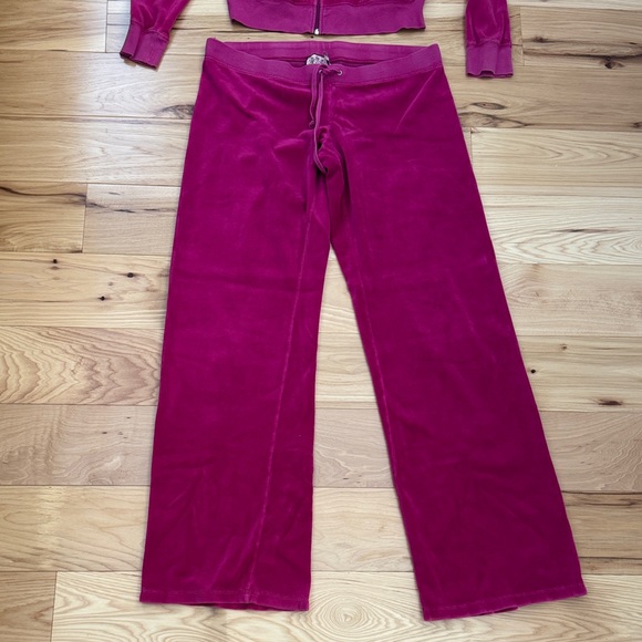 Juicy Couture Velour Hoodie and Pants Set in Deep Magenta Pink Top XL Pant M - Picture 4 of 8
